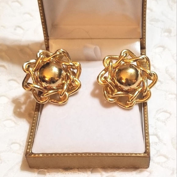 Dior Jewelry - Vtg Christian Dior Gold Plated Iconic Chain Button Earrings